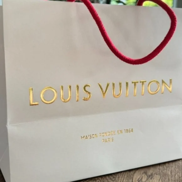 Louis Vuitton 2023 Christmas Holiday Edition Shopping Bag - Picture 4 of 8
